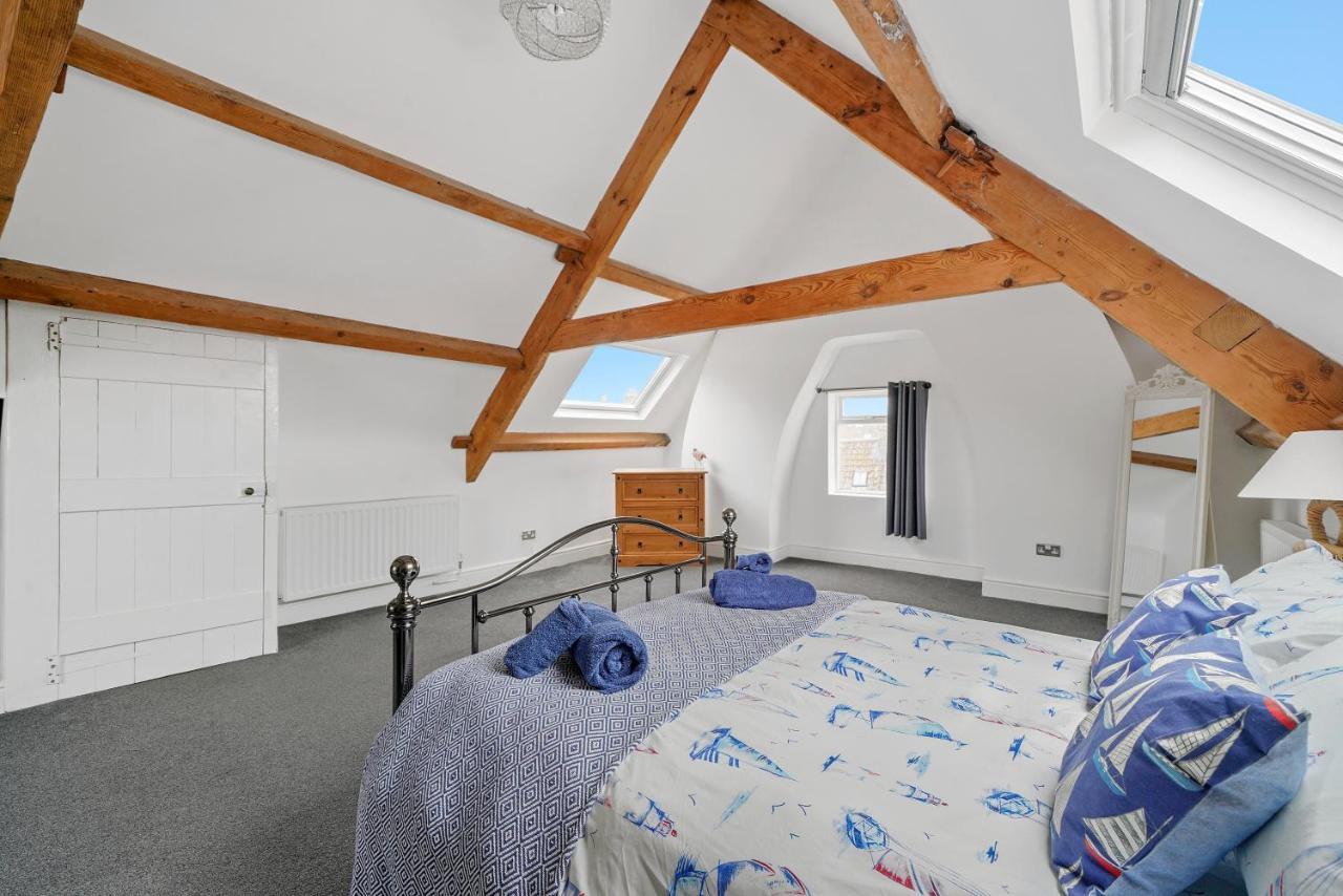 30 Percent Off! The Central Whitby Gem - 4 Bedrooms Εξωτερικό φωτογραφία