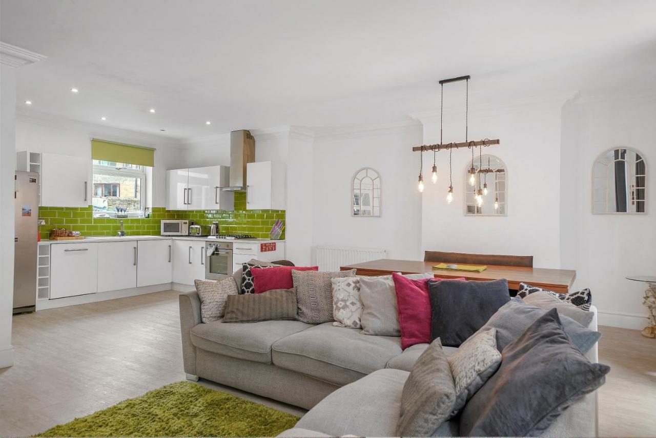 30 Percent Off! The Central Whitby Gem - 4 Bedrooms Εξωτερικό φωτογραφία